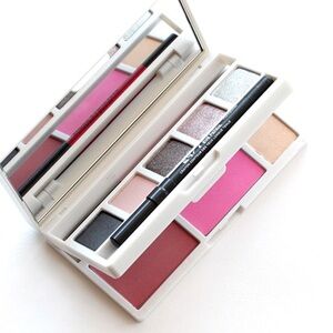 Urban Decay Anarchy Face Pallette NWT MISSING EYELINER
